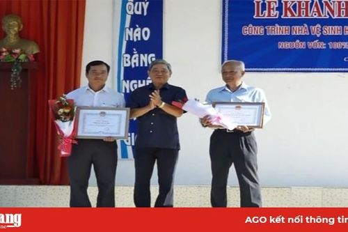 Trường THPT Trần Văn Thành khánh thành công trình nhà vệ sinh học sinh – tầng trệt