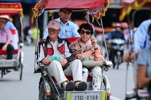 Thu hút du khách quay trở lại Việt Nam - Bài toán khó