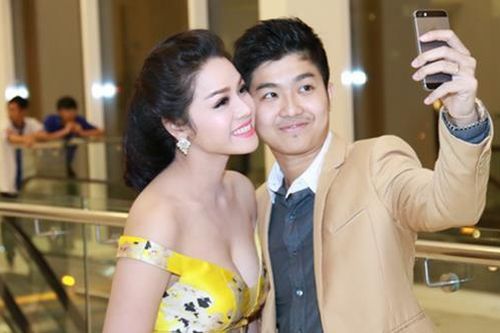 Chồng cũ Nhật Kim Anh đề nghị đổi chủ tọa xử vụ giành quyền nuôi con