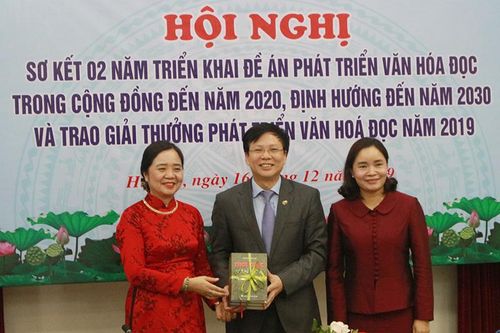 Lan tỏa văn hóa đọc bằng những hành động cụ thể