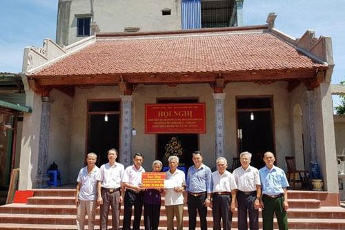 Hà Đông: Xã hội hóa hàng tỷ đồng chăm lo gia đình có công và hộ nghèo