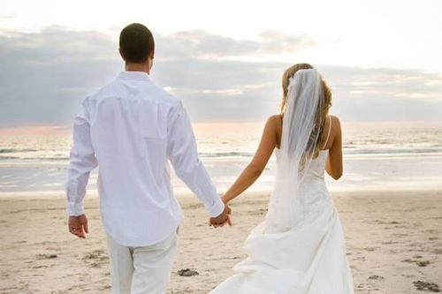 Truyện cười: Vợ chồng trẻ