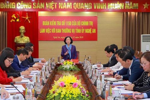 Ðoàn kiểm tra của Bộ Chính trị làm việc tại Nghệ An