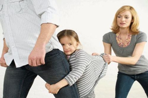 Có được thay đổi người trực tiếp nuôi con sau ly hôn?