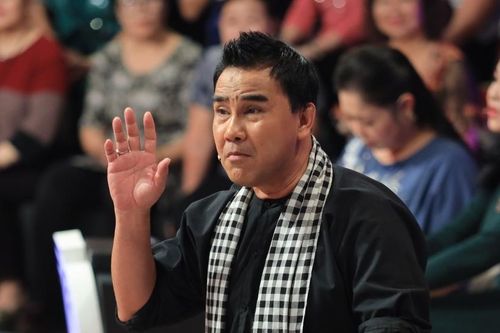 MC Quyền Linh kể nhiều lần bị 'chết hụt' khi đóng phim