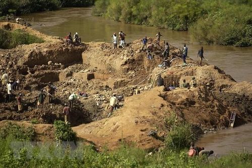 Hàng chục người thiệt mạng trong vụ sập mỏ vàng tại CHDC Congo