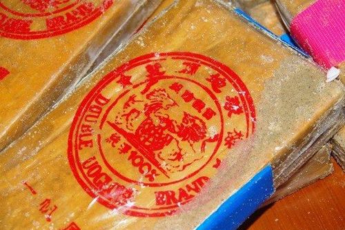 Thừa Thiên-Huế: Khởi tố 2 vụ ma túy dạt vào bờ biển