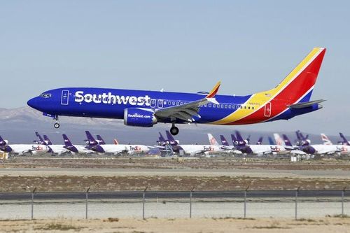Boeing tính tạm dừng sản xuất máy bay 737 Max
