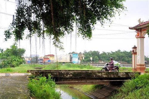 Cần nâng cấp 4 cây cầu gần 40 năm tuổi ở thôn Long Hưng