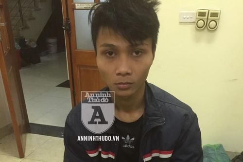 Giấu ma túy đá, nam thanh niên tìm cách 'lẩn' khỏi chốt 141