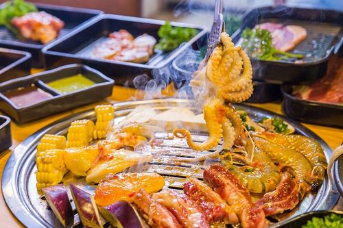Câu chuyện đằng sau những bữa tiệc buffet