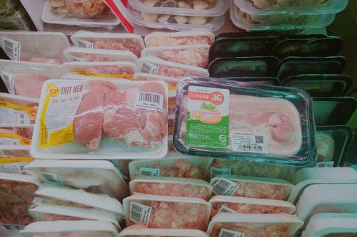Bộ Công Thương lý giải vì sao giá thịt lợn tới 280.000 đồng một kg