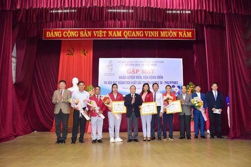 Chủ tịch UBND tỉnh Thừa Thiên – Huế yêu cầu bố trí công việc thuận lợi cho các VĐV xuất sắc