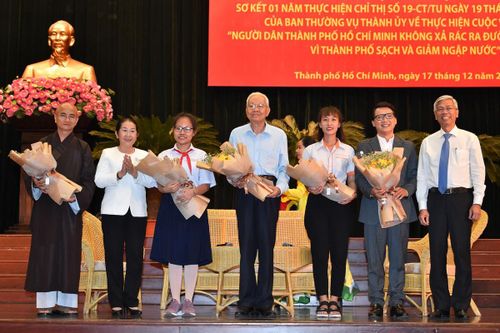 Nghiên cứu phạt lao động công ích người xả rác bừa bãi