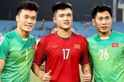Thêm cầu thủ Việt Nam sang Thái Lan thi đấu