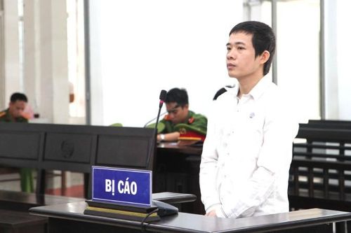 'Siêu bịp' tự đóng nhiều vai, 22 lần lừa tiền các giám đốc