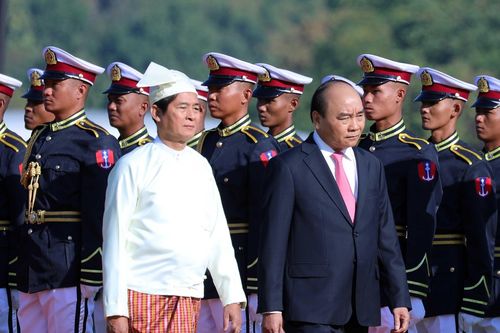 Lễ đón Thủ tướng Nguyễn Xuân Phúc thăm chính thức Myanmar