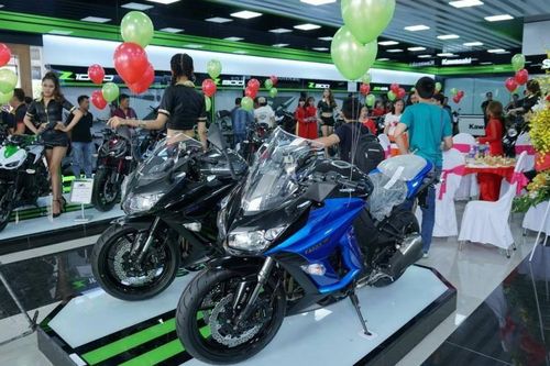 Các loại giấy tờ cần phải có khi mua xe mô tô phân khối lớn tại Việt Nam