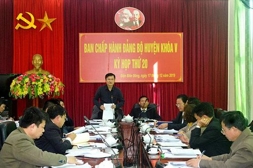 Ban Chấp hành Đảng bộ huyện Điện Biên Đông khóa V họp kỳ thứ 20