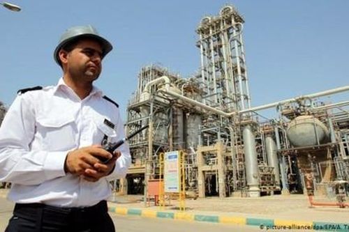Iran 'yêu cầu' Hàn Quốc trả 6 tỷ USD tiền... mua dầu
