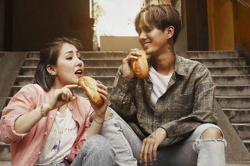 Đạt G và bạn gái lập thành tích tốt trên BXH Vpop nhờ 'Bánh mì không'