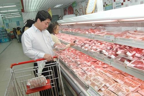 Khẩn trương báo cáo Thủ tướng tình hình giá thịt lợn