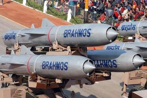 Ấn Độ phóng thử tên lửa siêu thanh BrahMos, hoàn tất tích hợp trên máy bay Su-30MKI
