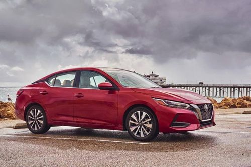 Nissan Sentra 2020 vừa ra mắt, giá tương đương 442 triệu đồng