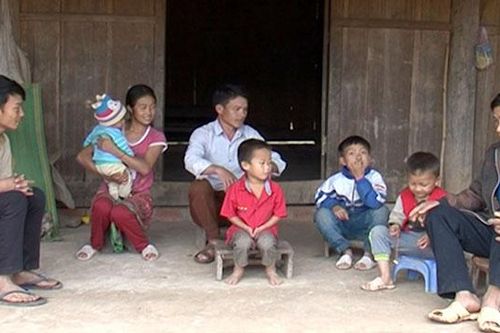 Ông Mùa A Phía cựu chiến binh gương mẫu