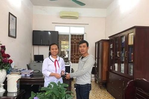 Em Nguyễn Thanh Hằng không tham của rơi