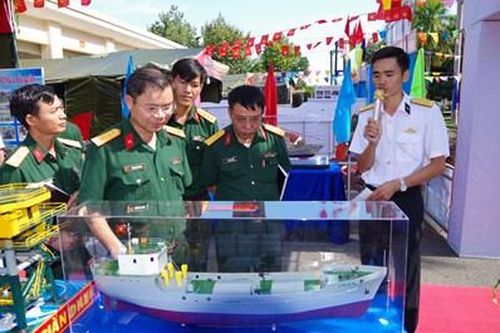 Tuổi trẻ Vùng 2 Hải quân tham gia hội trại truyền thống tỉnh Bà Rịa - Vũng Tàu
