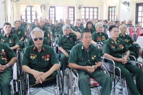 Gần 358 tỷ đồng tặng quà người có công dịp Tết Canh Tý