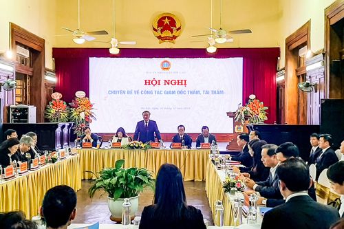 Vướng mắc trong việc xét lại bản án theo thủ tục giám đốc thẩm