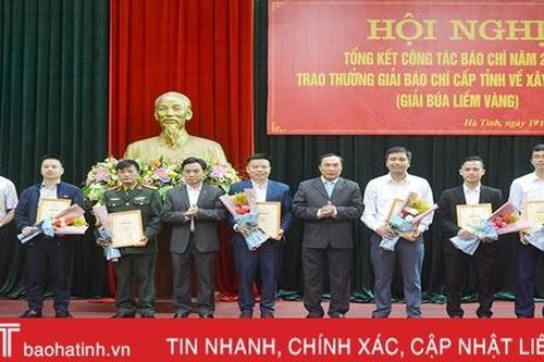 Hà Tĩnh trao giải Búa liềm vàng cấp tỉnh cho 26 tác phẩm xuất sắc