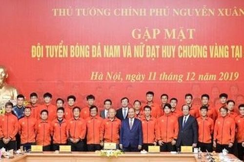 Khát vọng và tình yêu dân tộc