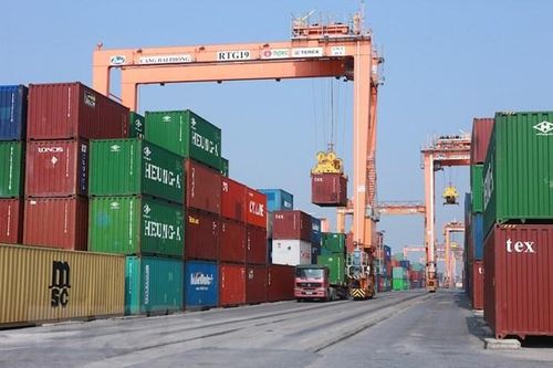 Hải quan thu thuế đạt 335.600 tỷ đồng, vượt 12% chỉ tiêu pháp lệnh