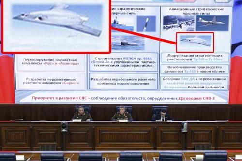 Bộ Quốc phòng Nga 'lấy nhầm' X-47B của Mỹ để minh họa cho PAK DA