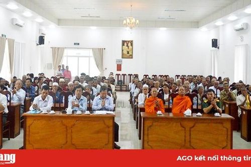 Ban Dân tộc tỉnh: Họp mặt người có uy tín trong đồng bào dân tộc thiểu số năm 2019