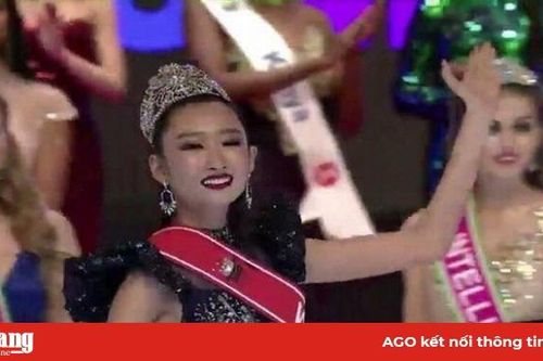 Người đẹp Thanh Khoa đăng quang Hoa hậu Sinh viên Thế giới 2019
