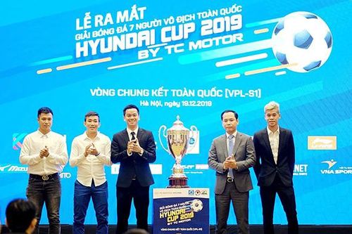 Ngày 21-12, khởi tranh VCK 3 miền Giải bóng đá 7 người vô địch toàn quốc