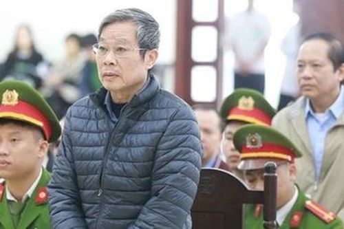 Vì sao bị cáo Nguyễn Bắc Son xin nộp lại 3 triệu USD nhận hối lộ (?)