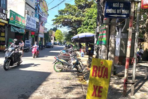 Xử lý việc lấn chiếm vỉa hè, lòng đường tại quận Nam Từ Liêm: Cần nâng cao ý thức chấp hành