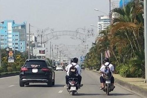 Hải Phòng: Phụ huynh tán thành quy định cấm học sinh dưới 16 tuổi đi xe máy điện