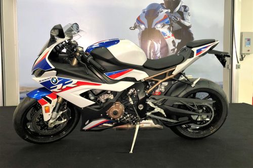 Cận cảnh BMW S 1000 RR 2019 giá 1,1 tỷ tại Việt Nam