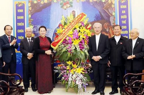 Chủ tịch QH Nguyễn Thị Kim Ngân chúc mừng Trung ương Ủy ban Đoàn kết Công giáo Việt Nam dịp Giáng sinh