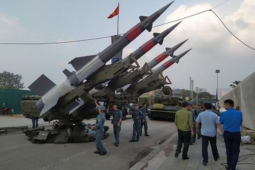 Loạt vũ khí cực 'khủng' của Việt Nam bất ngờ tề tựu giữa TP. Thái Nguyên