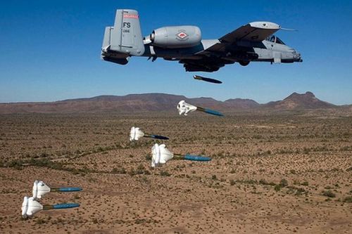 Bắt 'Lợn Lòi' A10 Warthog 'cày ải' thêm 20 năm nữa, Mỹ đang toan tính gì?