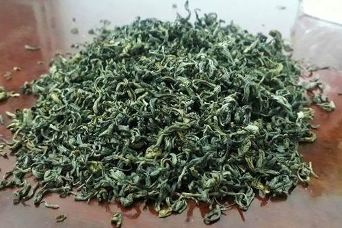 Công an Cần Thơ thu giữ một tấn trà giả