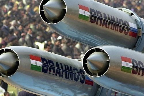 Ấn Độ thử thành công phiên bản tấn công mặt đất của tên lửa BrahMos