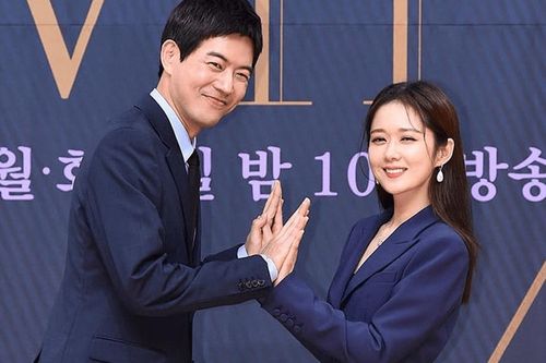 Lee Sang Yoon bị hàng ngàn người nguyền rủa vì diễn quá đạt
